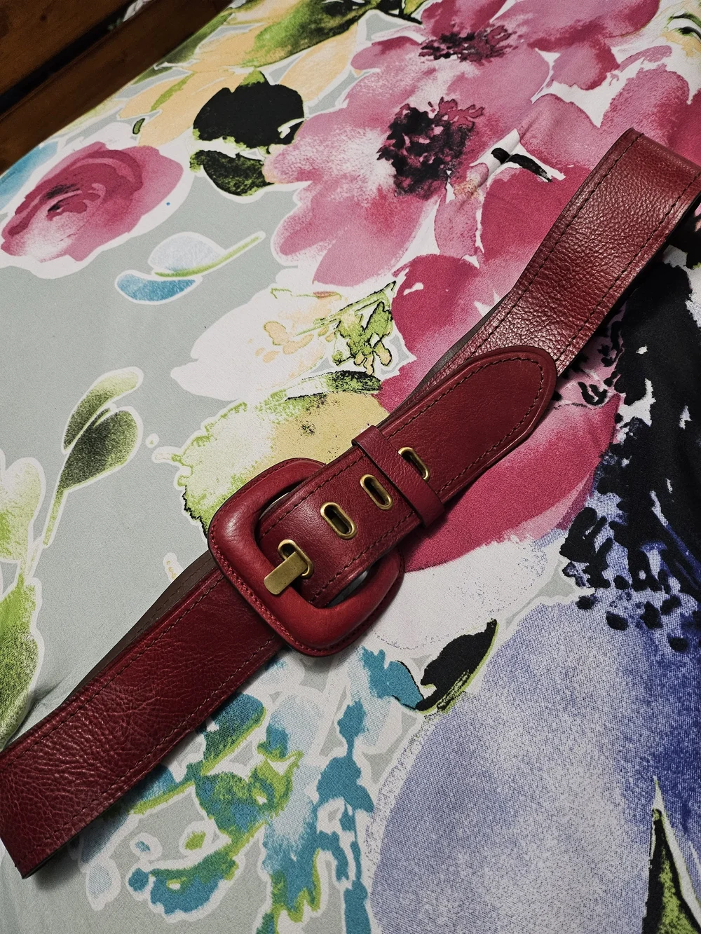 Wide Burgundy Leather Women’s Belt with Gold-Tone Buckle